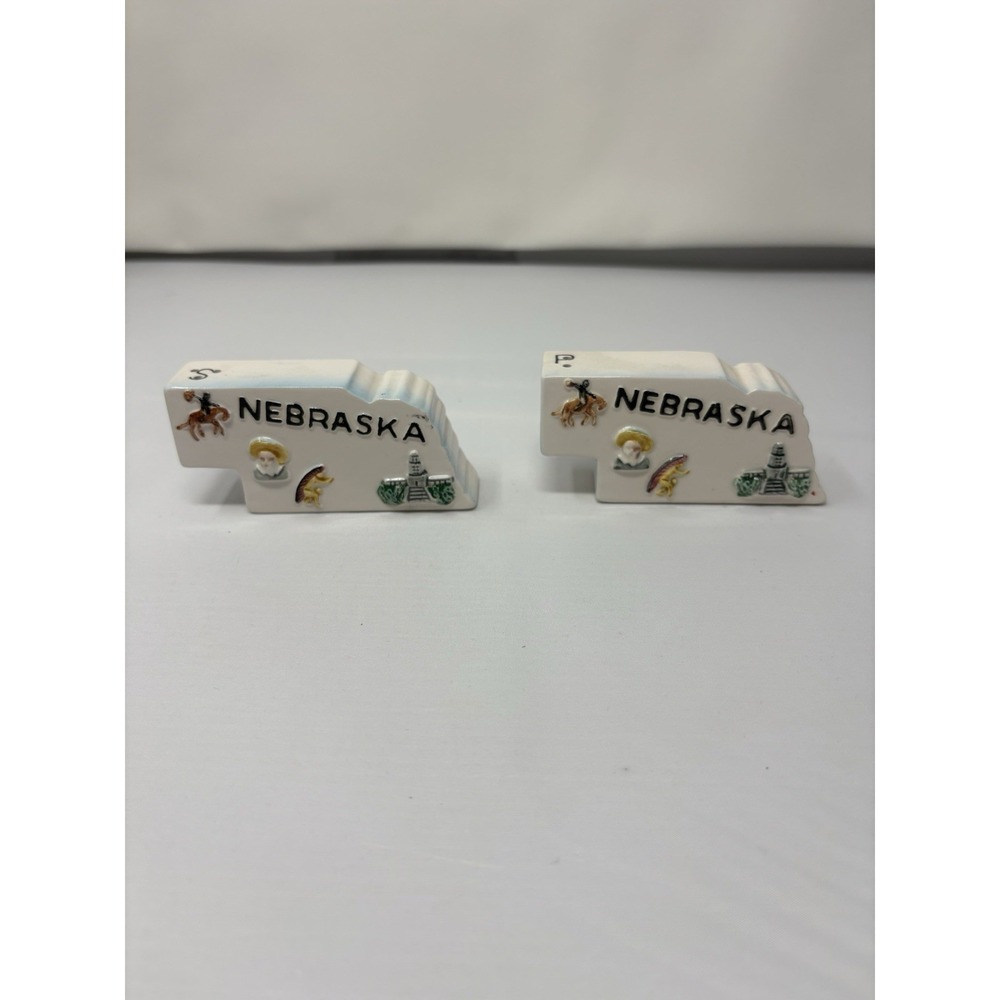 Vintage 1950's Park craft Nebraska State Cutout Salt & Pepper Shaker Set MCM